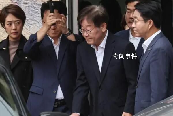 李在明拄拐杖出庭受審 面色憔悴