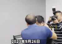 走失25年男孩中秋前夕與家人團(tuán)聚 一家三口再次團(tuán)聚