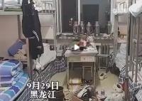 男生1人留守宿舍大掃除過中秋 網友：這孩子將來能成事