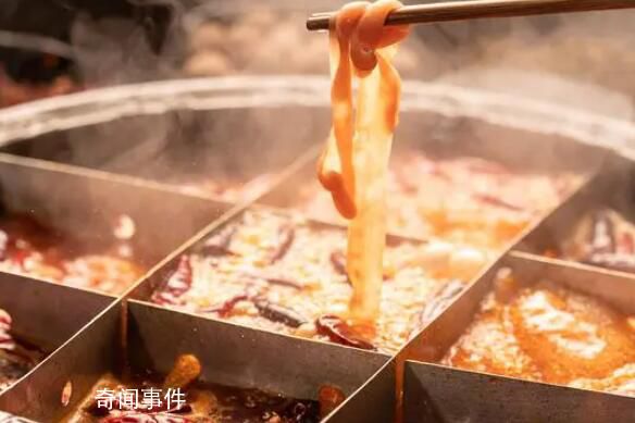 成都火鍋店排號到645桌 有人3分鐘只走了2步