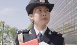 女兒把錄警通知書帶給犧牲父親 引發了廣泛的熱議