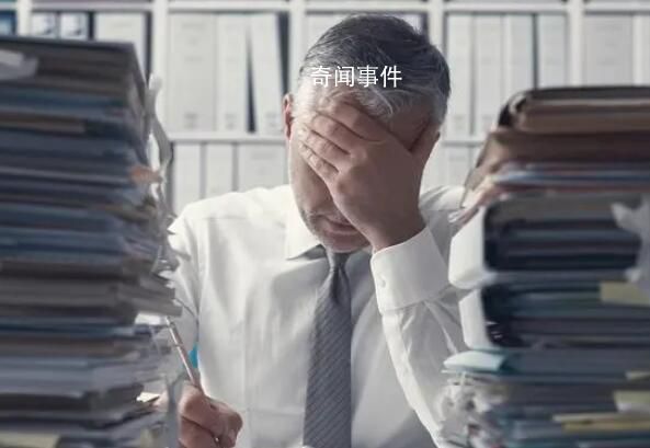 香港男子疑因電腦資料無法恢復跳海