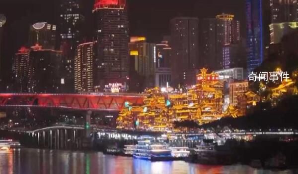 洪崖洞人氣爆棚 龍門石窟可夜游