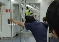 深圳地鐵車廂劇烈抖動 乘客隧道撤離