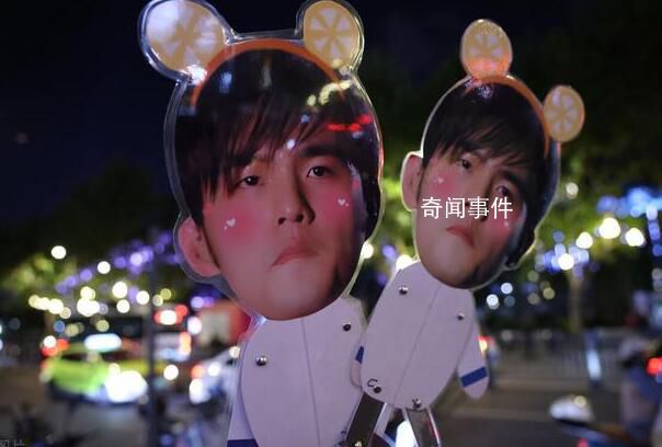 周杰倫唱了《倒帶》 讓現場觀眾和周杰倫一同感動不已