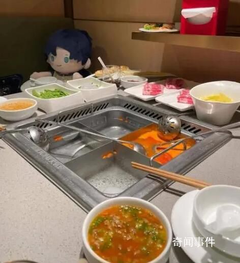 海底撈拒絕給玩偶過生日 顧客吐槽