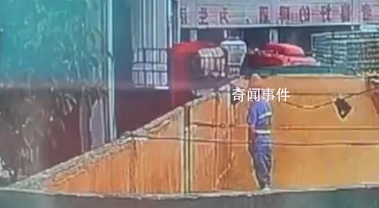 青島啤酒風(fēng)波知情者:非原料倉庫拍攝