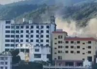 云南居民拍到緬甸炮彈炸后升起硝煙