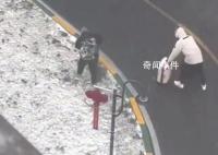 東北雪天出行還原“甄嬛去凌云峰”