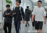 哈工大回應(yīng)學(xué)生上課像登機(jī) 哈工大校園暖廊二期今日全線貫通開放試通行