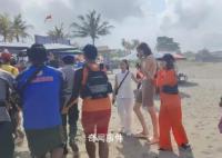 仲尼溺亡 妻子卡琳娜掩面而泣