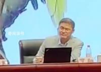 羅翔回應面容蒼老頭發全白 引起了大家的疑惑和關注