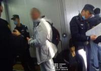 外籍男子在飛機上醉酒滋事被拘留