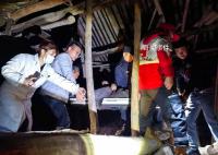 家屬稱老人已去世民警多看一眼救回