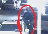 男子心情煩悶用指甲劃傷18輛車 案件正在進一步偵辦中