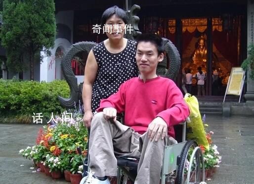 40歲“漸凍癥”網紅卓君去世 醫生稱其20歲都活不到