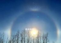 內蒙古出現有彩虹光環的巨大日暈