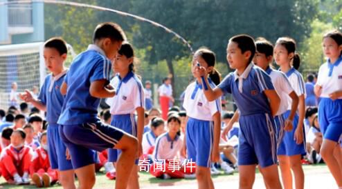 深圳小學初中明年起每天1節體育課
