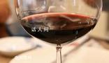 銷售談生意時被客戶在酒水中下毒