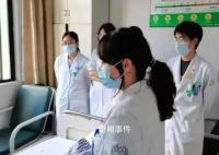 女孩以為手上長凍瘡卻確診紅斑狼瘡