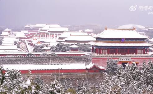 看雪中故宮感覺穿越了 南方的只有羨慕的份