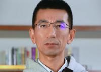 東方甄選CEO道歉 自稱是不職業(yè)的表現(xiàn)