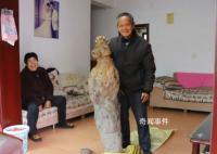 老人挖到近百斤“亞洲人參”