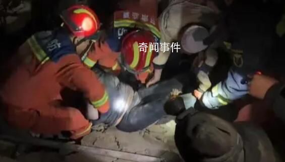 地震親歷者:一口氣跑下16樓