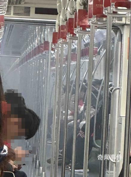 上海地鐵車廂內煙霧彌漫 官方回應