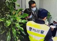 八旬老人沉溺“假冒董卿”溫柔鄉(xiāng)