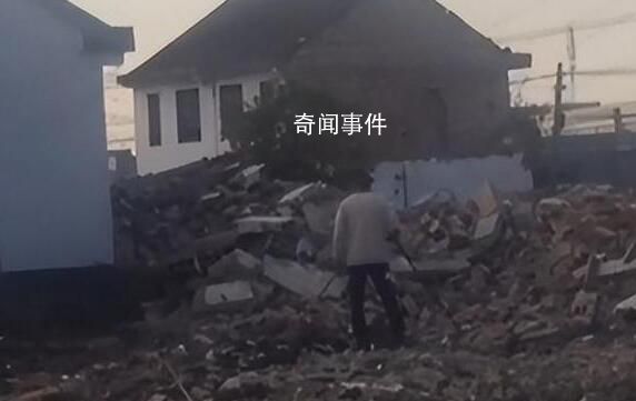 浙江一村莊突然涌現超多尋寶者 有人挖出一筐子銅錢