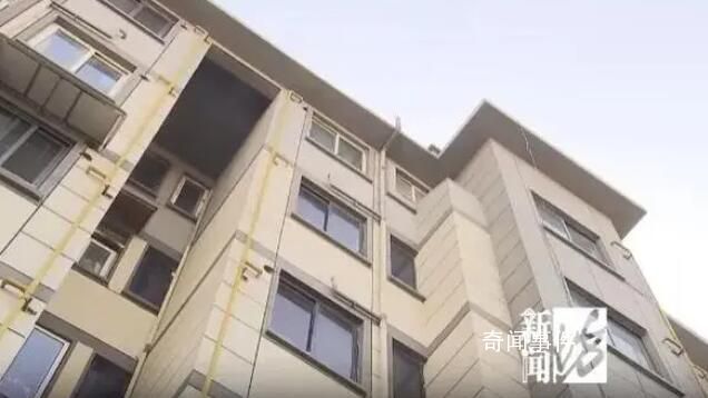 住戶為反制鄰居每天準時催命敲