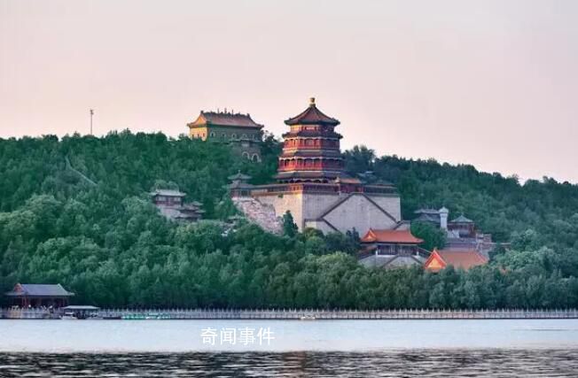 帶過(guò)最大的團(tuán)隊(duì)是頤和園滑冰隊(duì) 引發(fā)了網(wǎng)友的調(diào)侃和互動(dòng)
