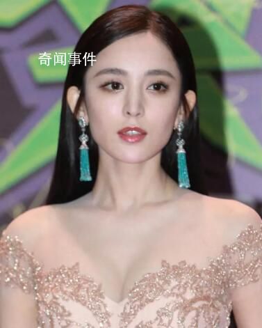 娜扎玩梗是選美小姐 引起了不少網友的關注和熱議