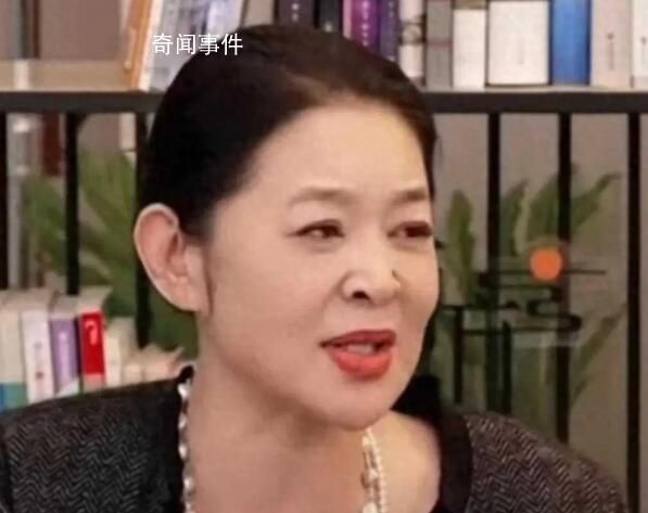 倪萍回應(yīng)整容:哪哪都沒整