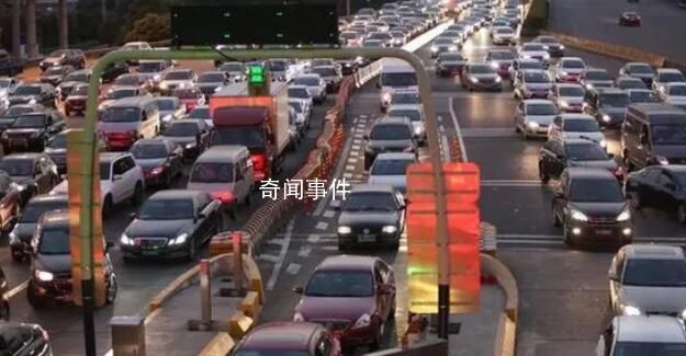 各地迎來春運返程高峰 全社會跨區域人員流動量31538萬人次
