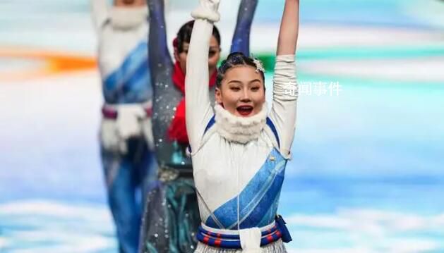 冰雪之上,青春綻放