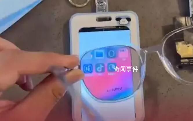 偽裝成正常飯卡的手機令家長擔憂
